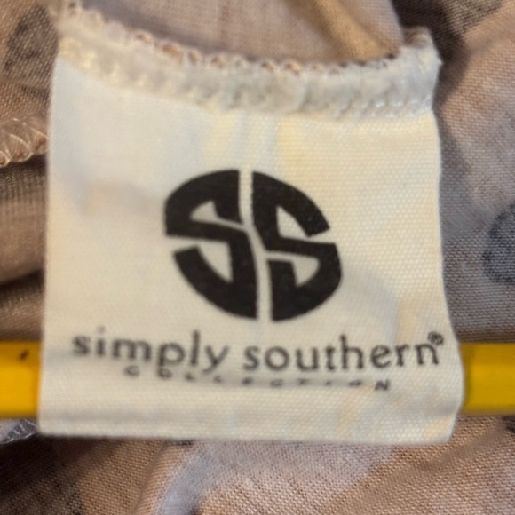 Simply Southern Brown Leopard Print Peplum Blouse - Picture 5 of 6